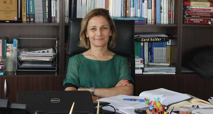 ayse_hoca-238a5184-cd0b-4183-b529-6baf6fe9c781.jpg