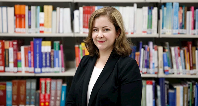 aysel_hoca-3b85a883-8cee-4402-a87c-0a6b240684f2.jpg