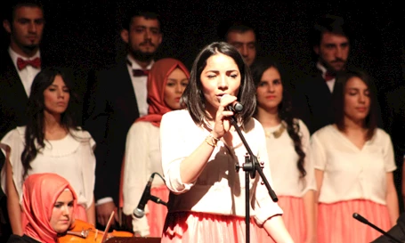 4390-8e7b-54143a1c5a6e-Konser(2).jpg
