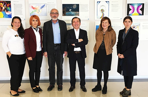 f5-b06e-7fba0abc0914-Uluslararasi_Tasarim_Konseyi_Baskani_David_Crossman_Medipol.JPG