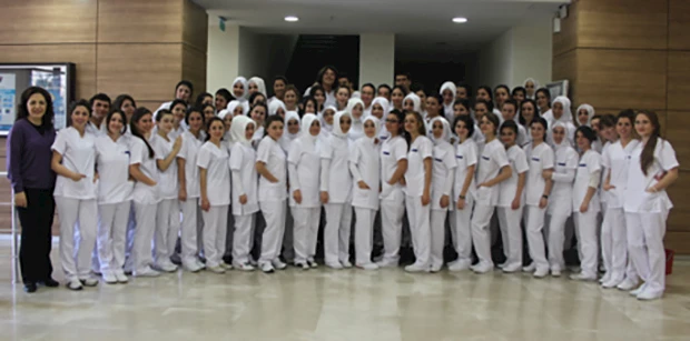 8f3a047d-hemsirelik-onluk.jpg