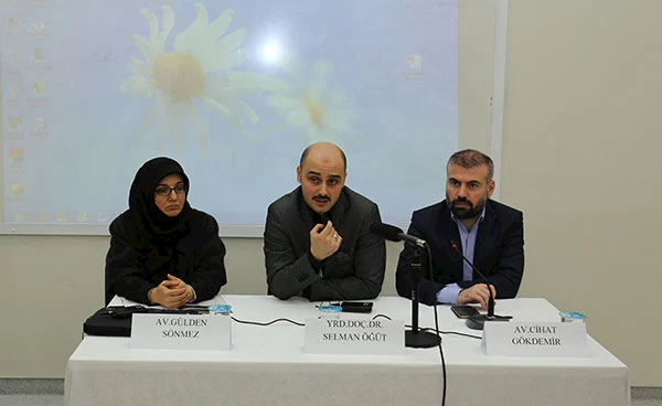 565746b4-4236-4ea5-aa74-4a72e57ff794-mavi_marmara_davasi_paneli.jpg