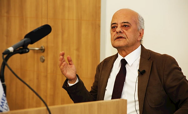 e97-4aaf-aebd-0fc49dbb4d12-Levent_Korkut_Kirim_Tatarlari.JPG