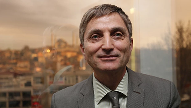 ebc51f1-Sina_Uckan.JPG