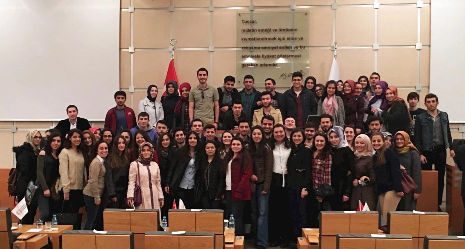 98d6c9db-4b13-4777-8721-8296e96a1c07-Optisyenlik_Toplantisi.jpg