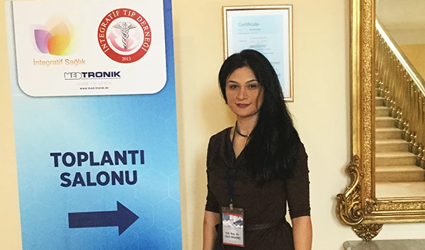 0a0-b7a65fc4ddce-Filiz_Okumus_Kong