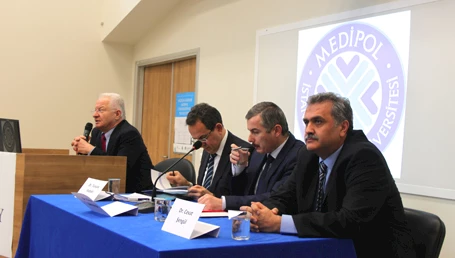 4f68ca1806c3-medipol_sagligin_liderleri_zirvesi.jpg