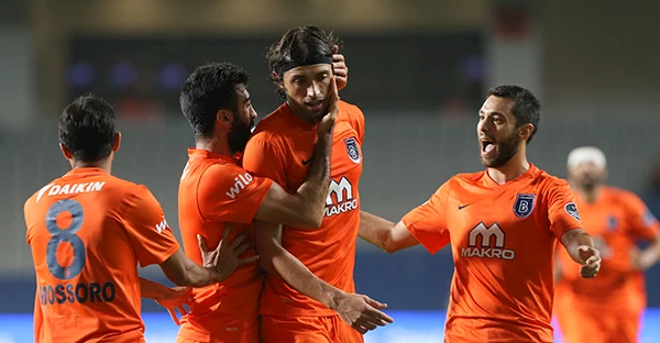 66f820728cd-Medipol_Basaksehir_Akhisar.jpg