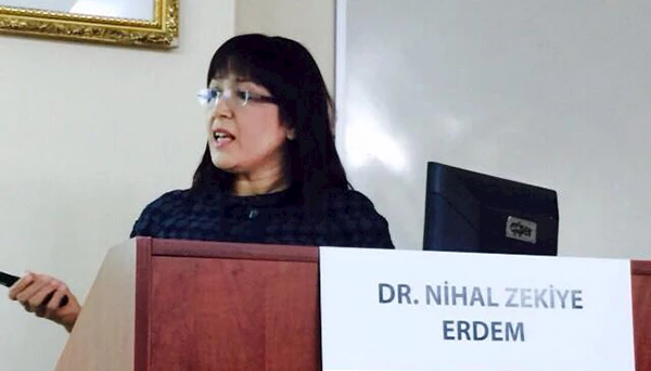 e208a54e-bd65-4462-ab9f-4e6d91b079ad-Nihal_Zekiye_Erdem_Toplanti_600.jpg