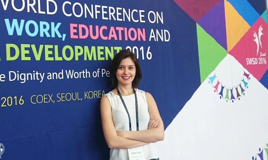 8-4f97-b1f2-1eb592faf3a7-Gizem_Celik_Seul.jpg
