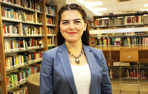 7f2de500f47b-Elif_Yurtoglu_Pek.JPG