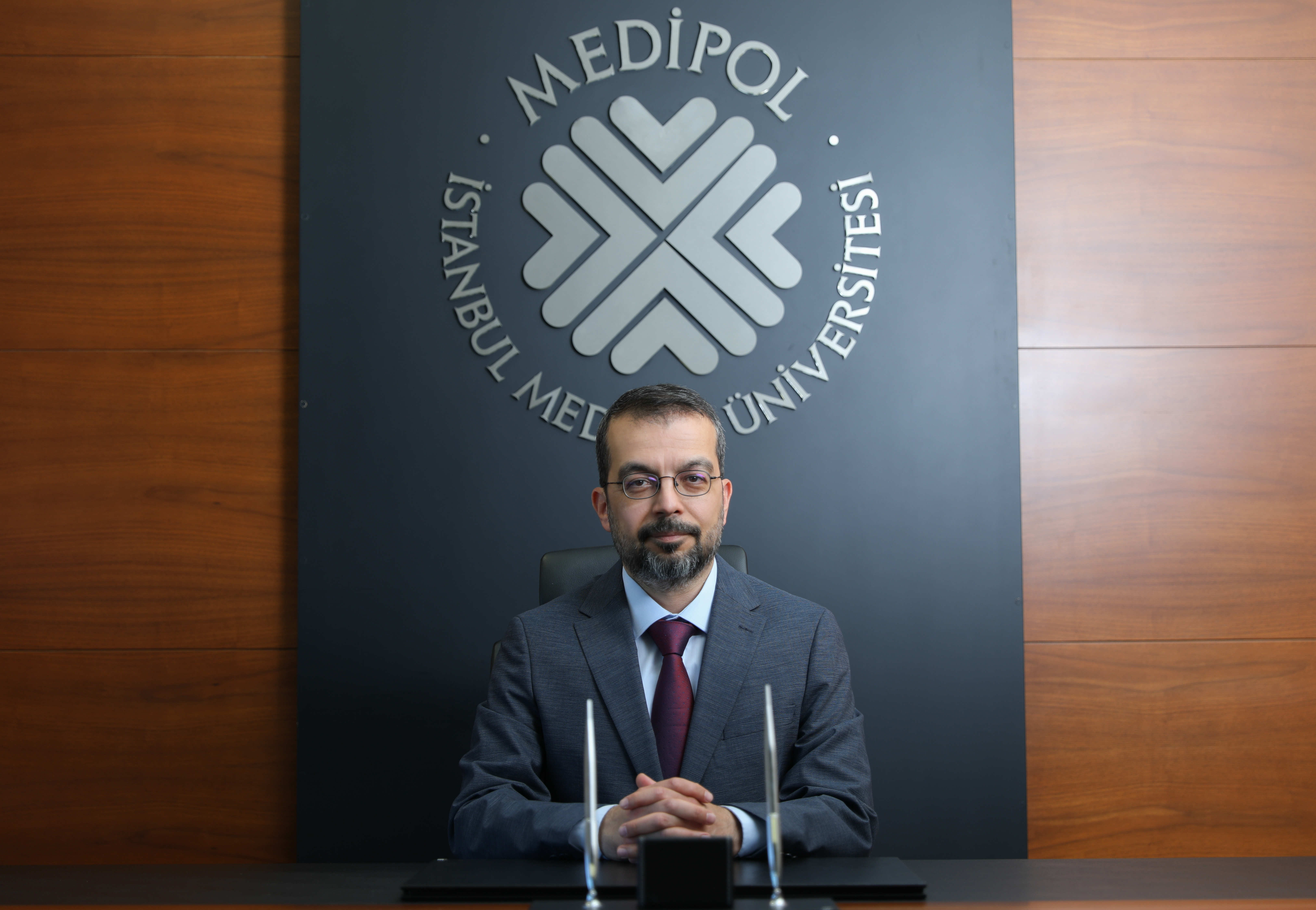Rektor_Gunturk