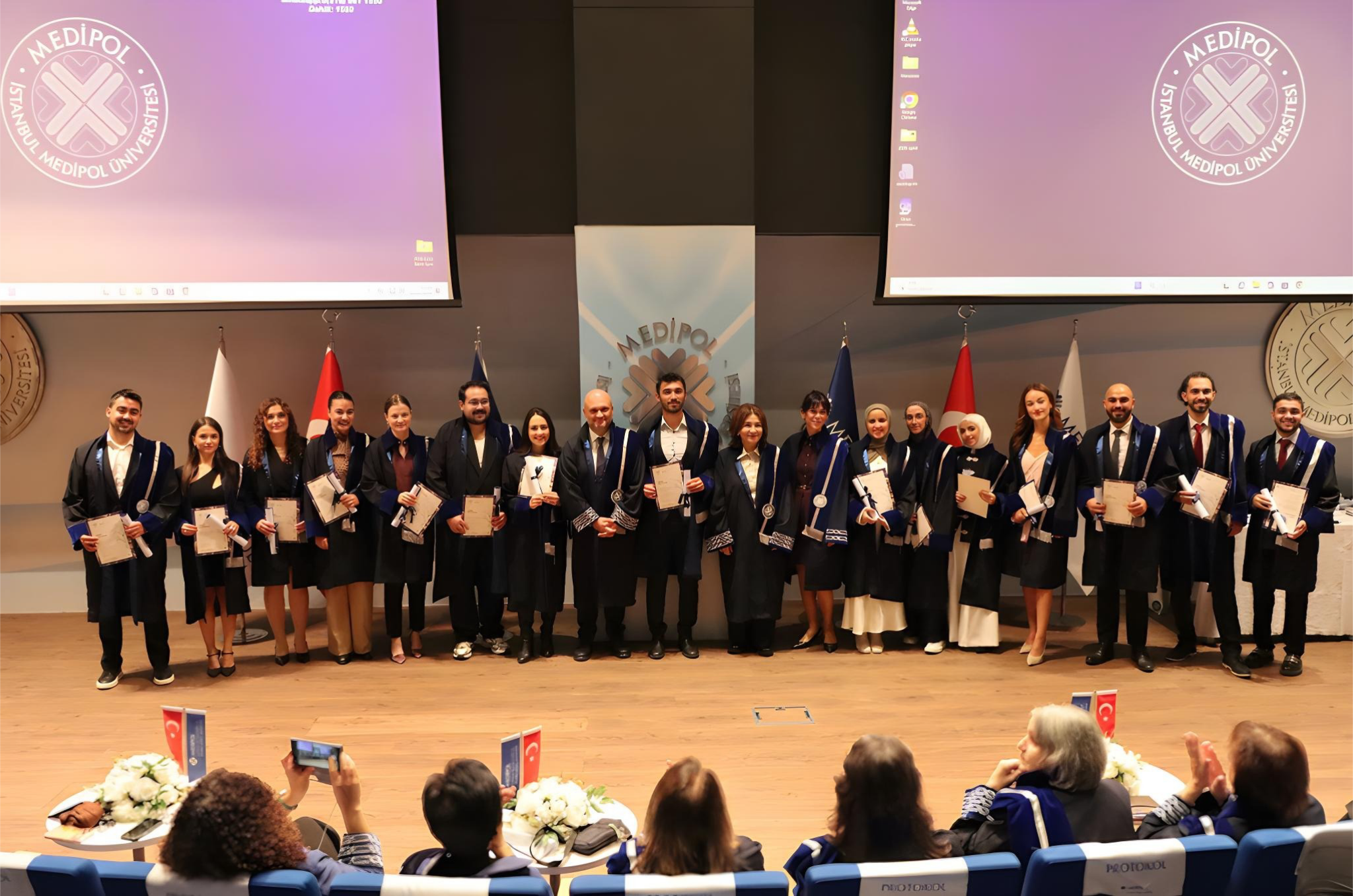 Sağlık Bilimleri Enstitü Mezuniyet 