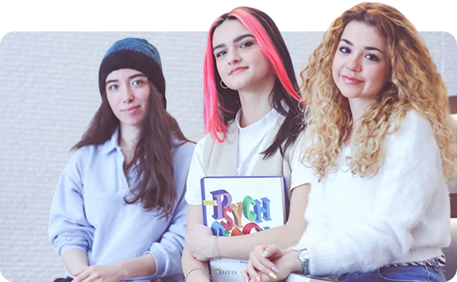 İnsan ve Toplum Bilimleri Fakültesi