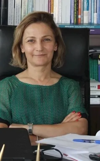 ayse_hoca-238a5184-cd0b-4183-b529-6baf6fe9c781.jpg